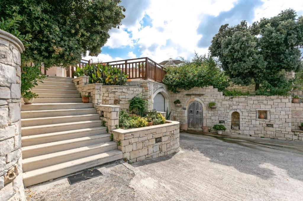 Villa Korini With Swimming Pool Achlades Экстерьер фото