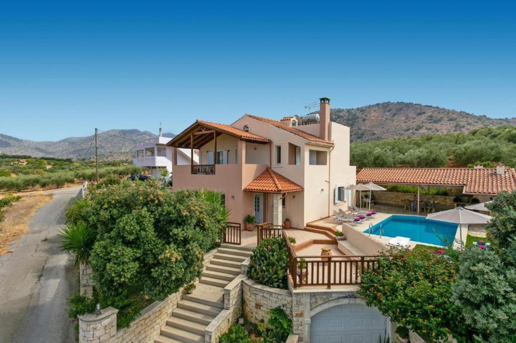 Villa Korini With Swimming Pool Achlades Экстерьер фото